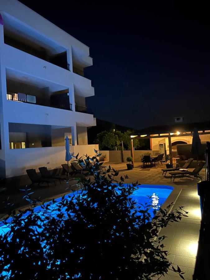 Villa Apartment Aa 2 トロギール エクステリア 写真
