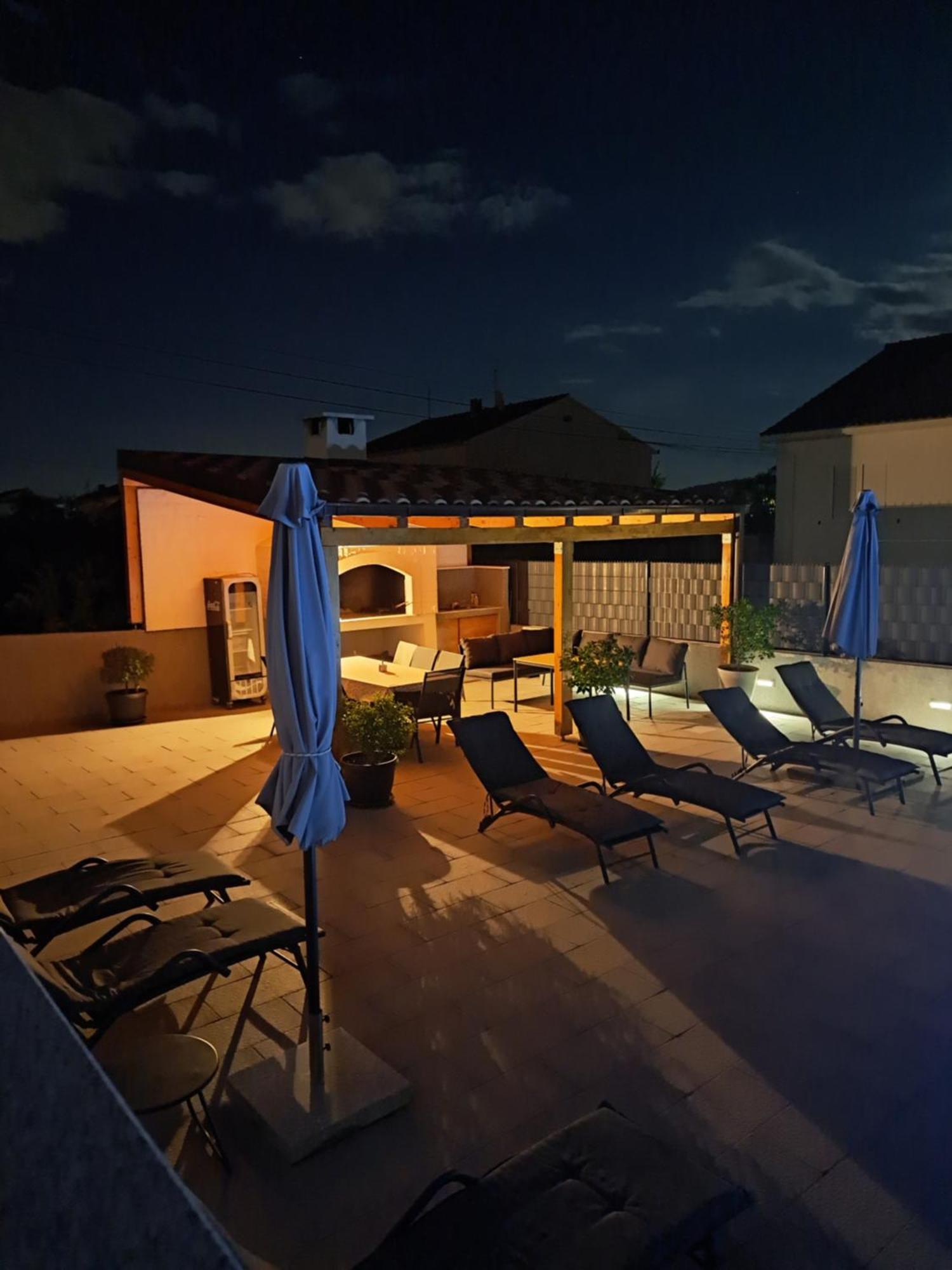 Villa Apartment Aa 2 トロギール エクステリア 写真