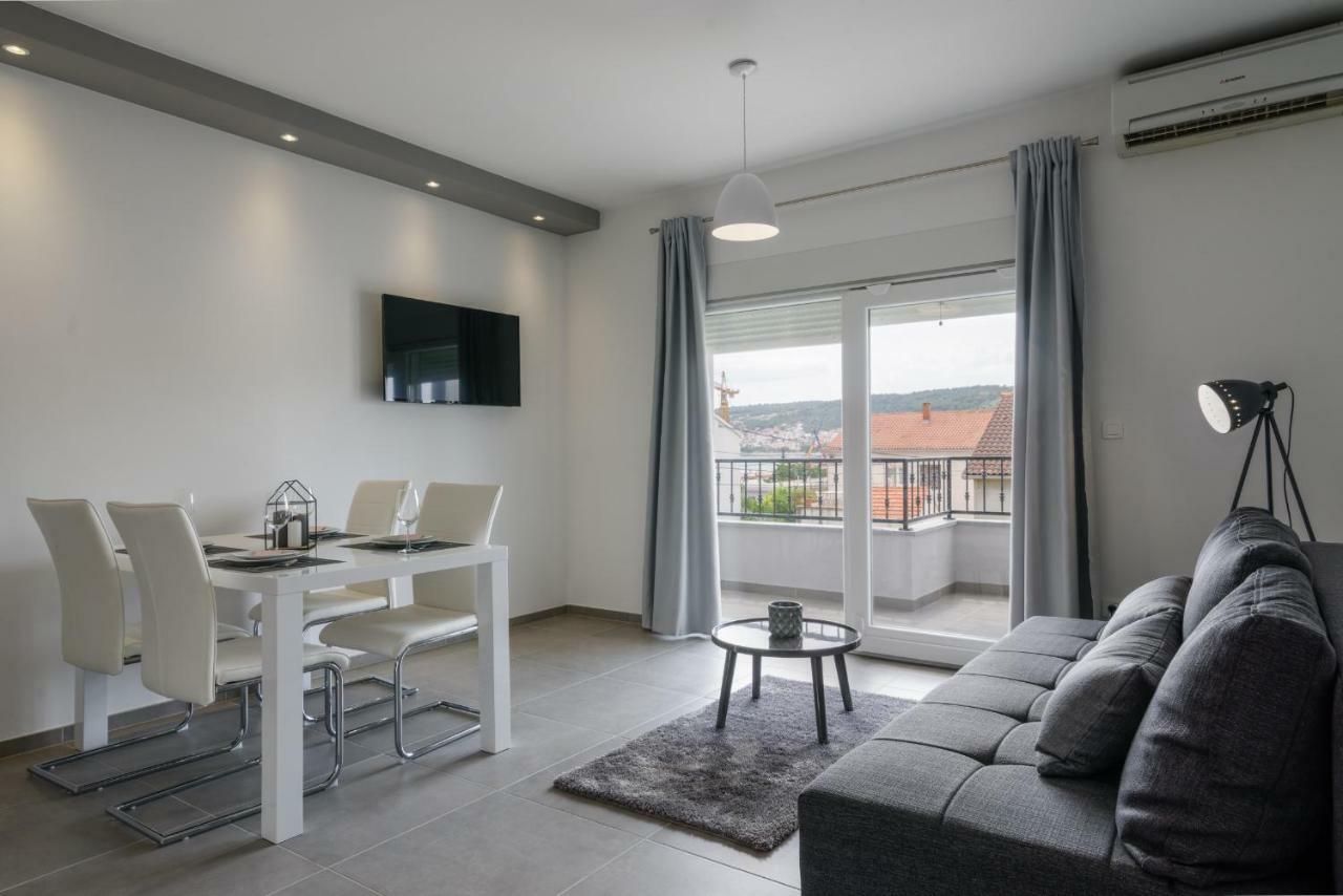 Villa Apartment Aa 2 トロギール エクステリア 写真